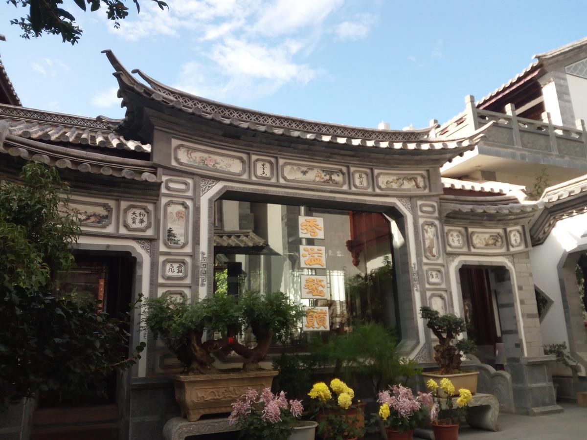 Shaxi Aoding Courtyard Bed & Breakfast Jianchuan Eksteriør bilde